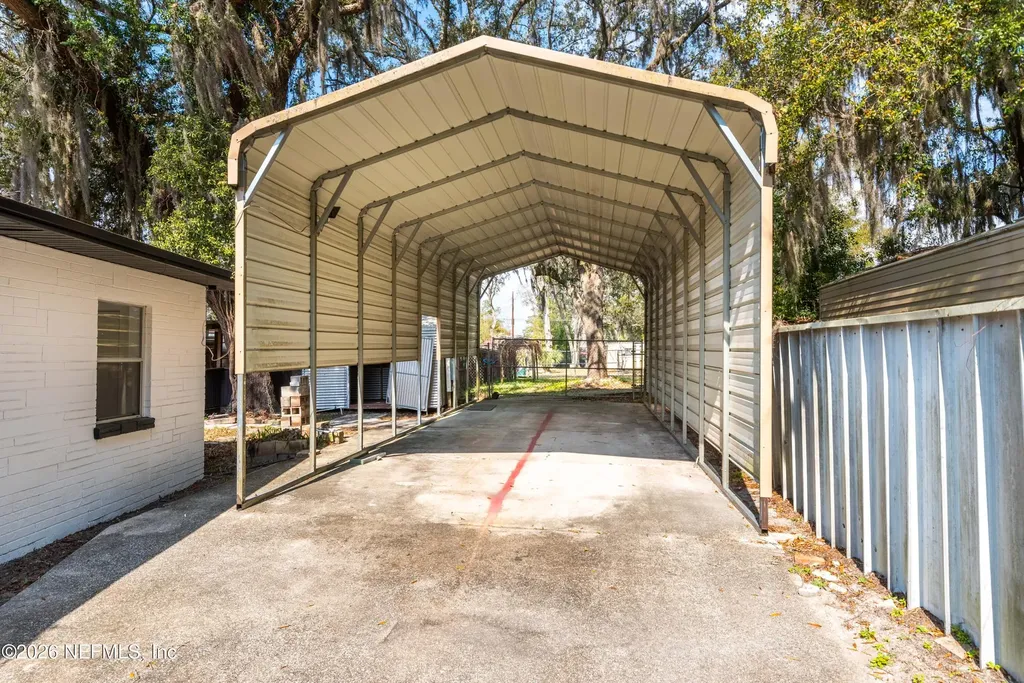 8845 Atter Lane Jacksonville FL 32216