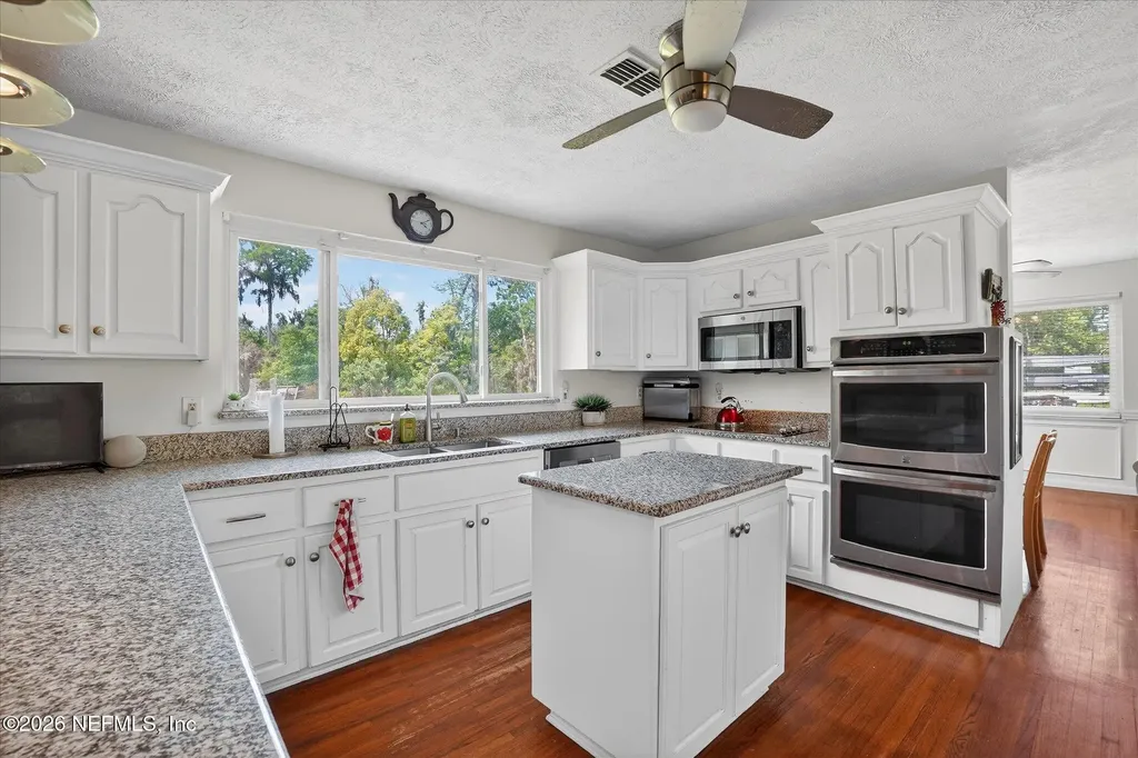 4242 Hillwood Road Jacksonville FL 32223