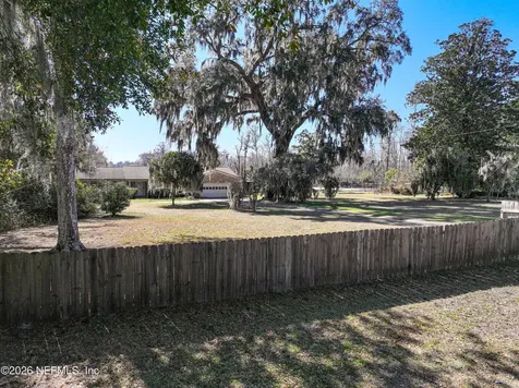 4242 Hillwood Road Jacksonville FL 32223