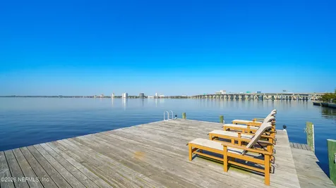 1546 Palm Avenue Jacksonville FL 32207
