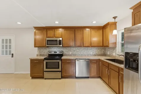 3873 Shady Lane Jacksonville FL 32277