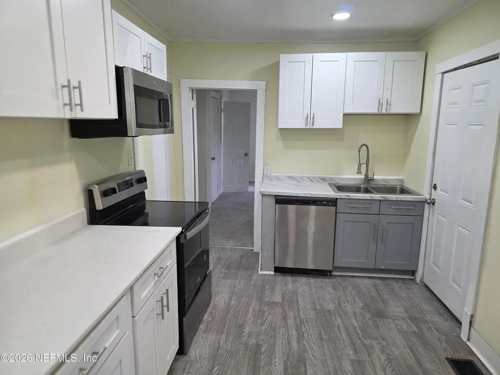 454 Linwood Avenue Jacksonville FL 32206