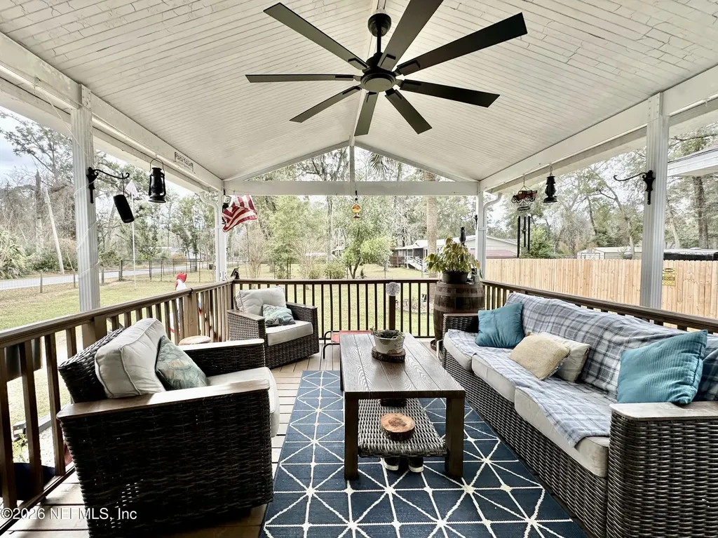 9430 Carolina Way Fanning Springs FL 32693