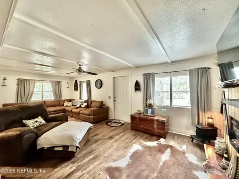 9430 Carolina Way Fanning Springs FL 32693