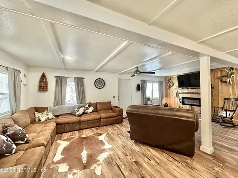 9430 Carolina Way Fanning Springs FL 32693