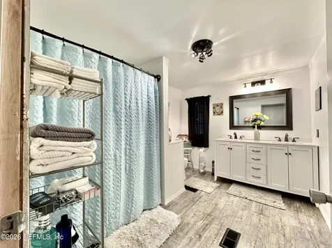 9430 Carolina Way Fanning Springs FL 32693