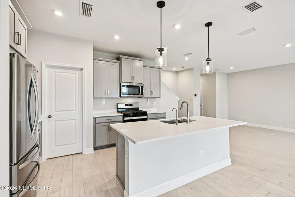 13019 Holsinger Boulevard Jacksonville FL 32256