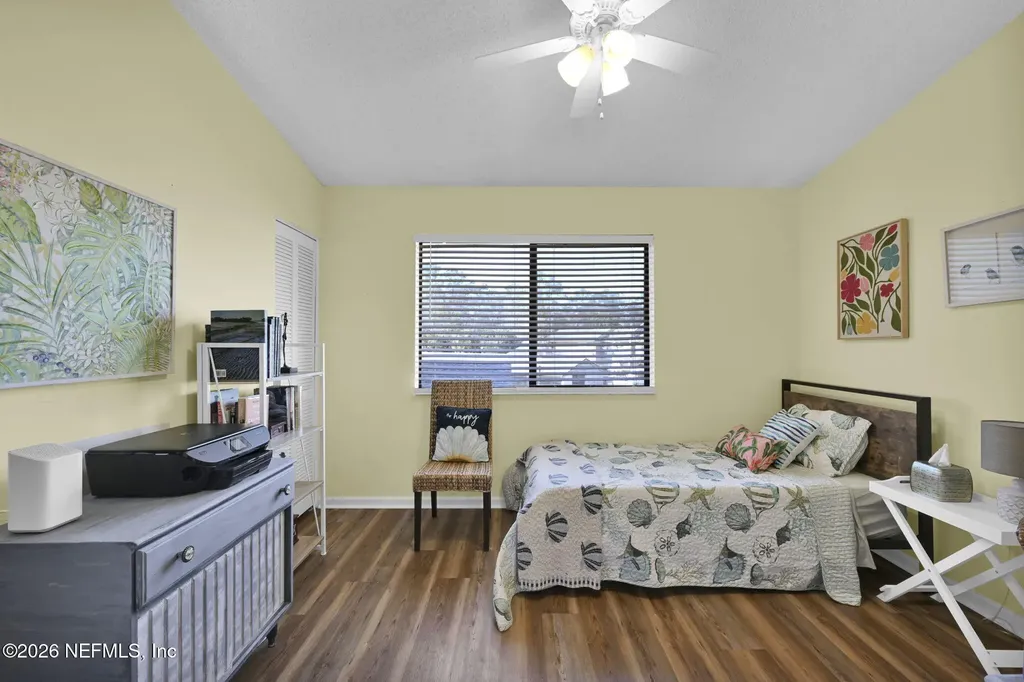 7701 Baymeadows Circle W Jacksonville FL 32256
