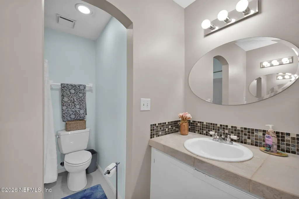 7701 Baymeadows Circle W Jacksonville FL 32256