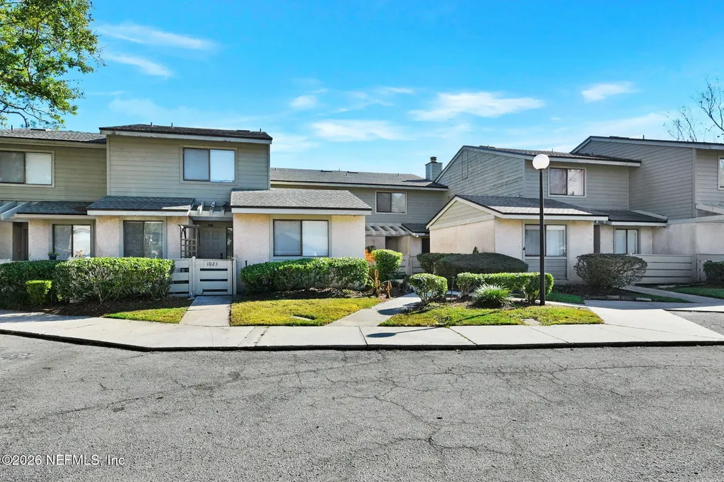 7701 Baymeadows Circle W Jacksonville FL 32256