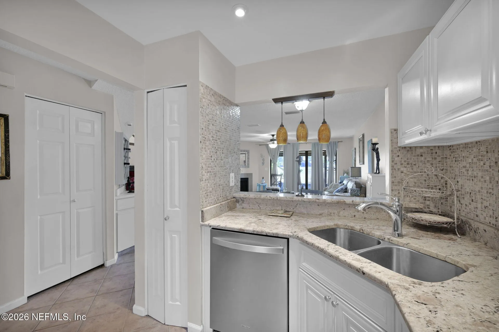 7701 Baymeadows Circle W Jacksonville FL 32256