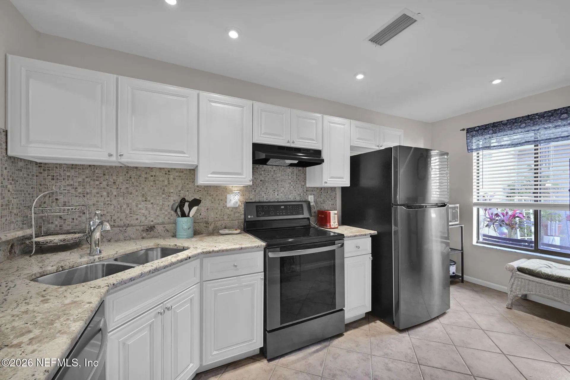 7701 Baymeadows Circle W Jacksonville FL 32256