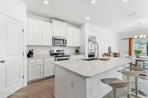 9840 Lemon Balm Way Jacksonville FL 32219