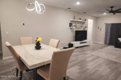 2155 Sequoia Court Jacksonville FL 32218