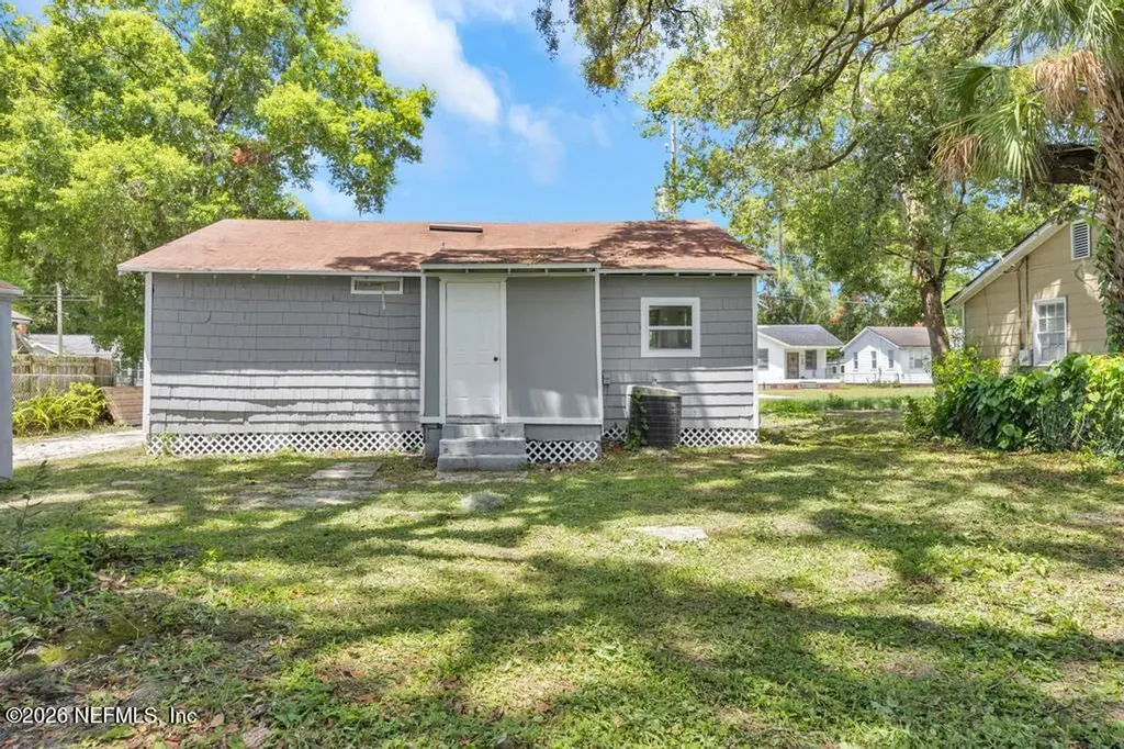 8141 Paul Jones Drive Jacksonville FL 32208