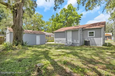 8141 Paul Jones Drive Jacksonville FL 32208