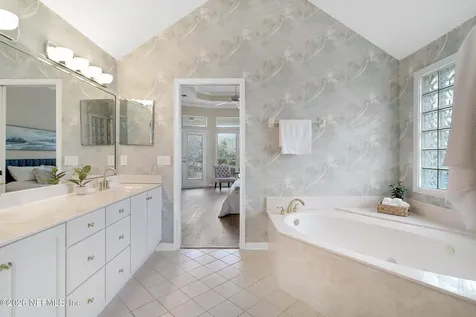 12795 Huntley Manor Drive Jacksonville FL 32224