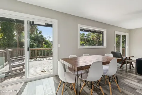 704 Seabrook Cove Road Jacksonville FL 32211