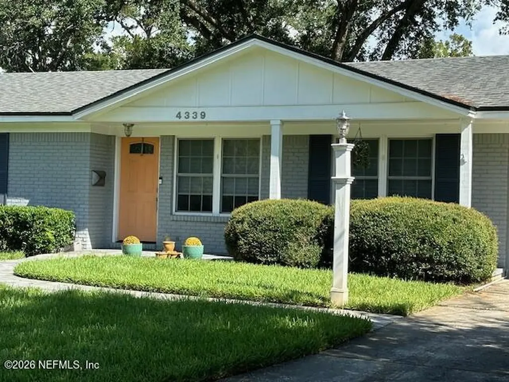 4339 Demedici Avenue Jacksonville FL 32210