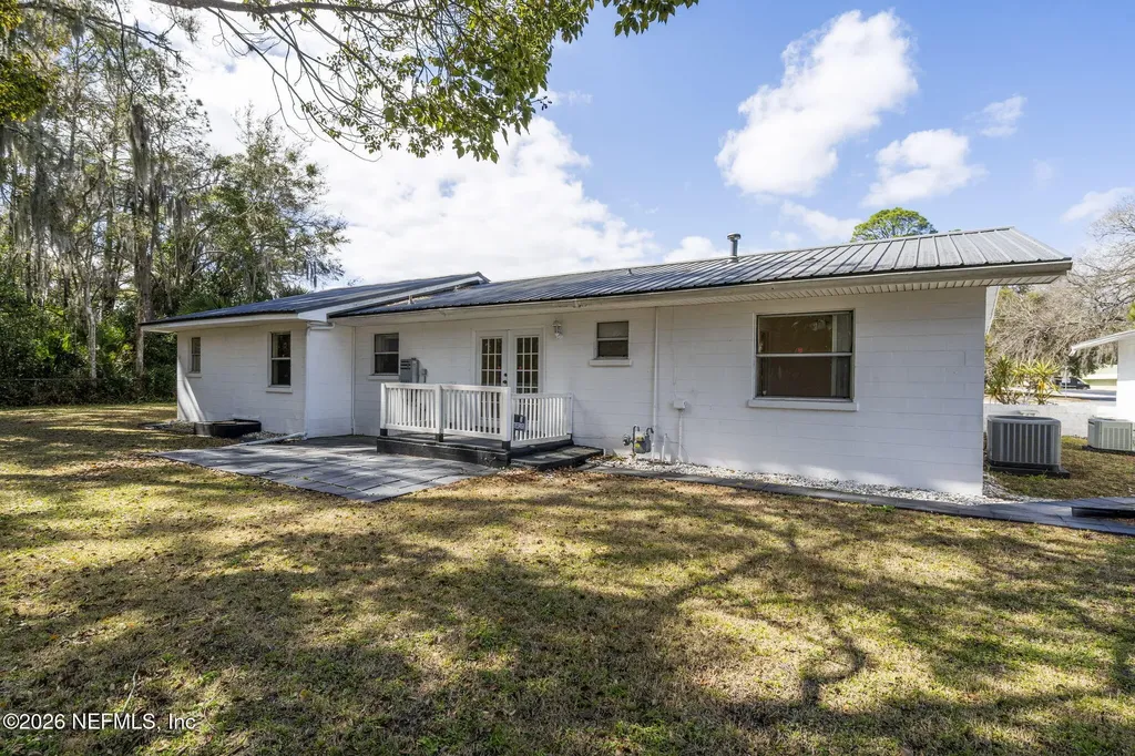 101 E Harris Street Palatka FL 32177