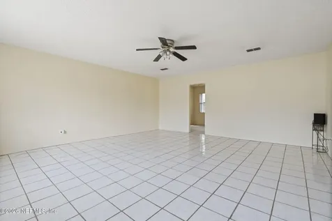 101 E Harris Street Palatka FL 32177