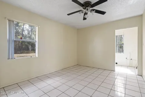 101 E Harris Street Palatka FL 32177