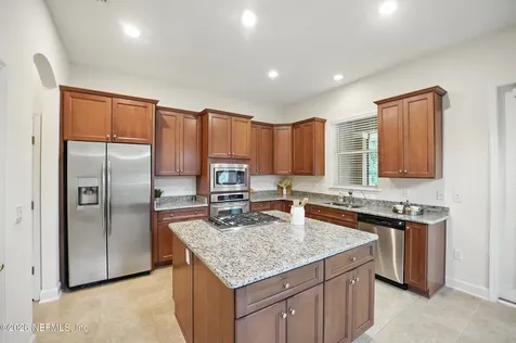 5279 Cattle Crossing Way Jacksonville FL 32226