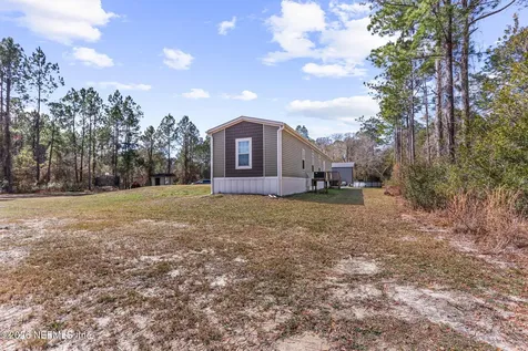 22813 NW County Road 225a Lawtey FL 32058