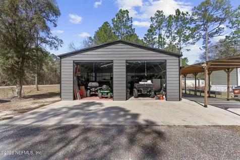 22813 NW County Road 225a Lawtey FL 32058
