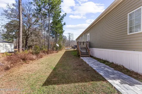 22813 NW County Road 225a Lawtey FL 32058