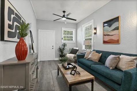 325 E 63rd Street Jacksonville FL 32208