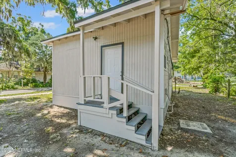 325 E 63rd Street Jacksonville FL 32208