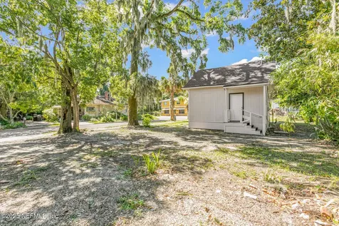 325 E 63rd Street Jacksonville FL 32208