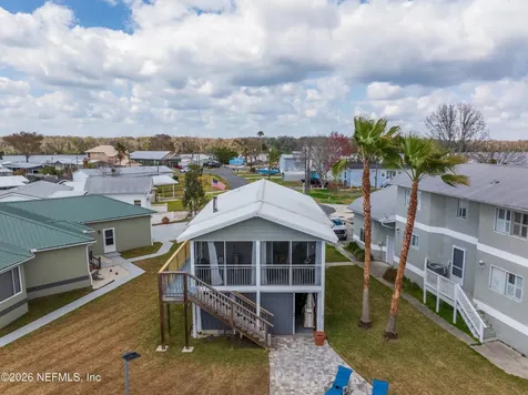 191 Sportsman Drive Welaka FL 32193