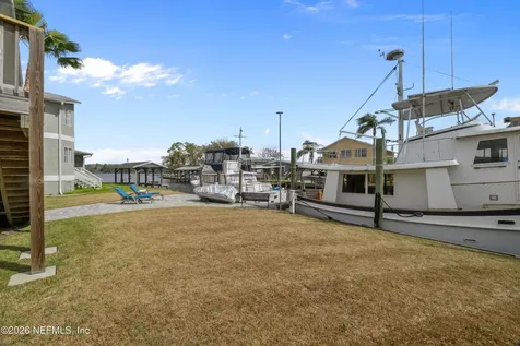 191 Sportsman Drive Welaka FL 32193