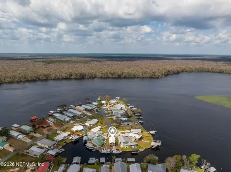 191 Sportsman Drive Welaka FL 32193