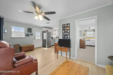191 Sportsman Drive Welaka FL 32193