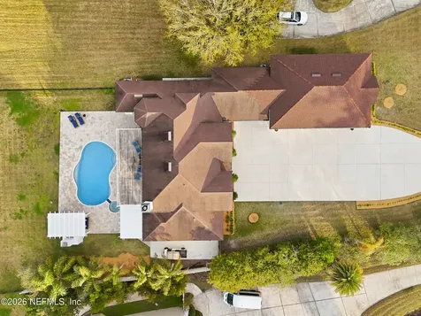 6285 Whispering Oaks Drive N Jacksonville FL 32277