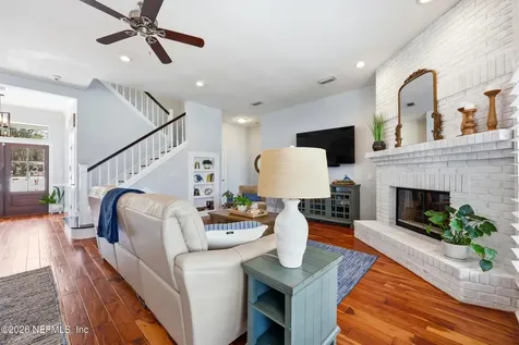 6285 Whispering Oaks Drive N Jacksonville FL 32277