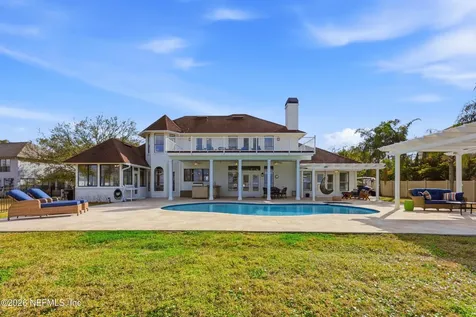 6285 Whispering Oaks Drive N Jacksonville FL 32277