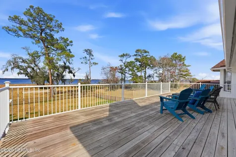 6285 Whispering Oaks Drive N Jacksonville FL 32277