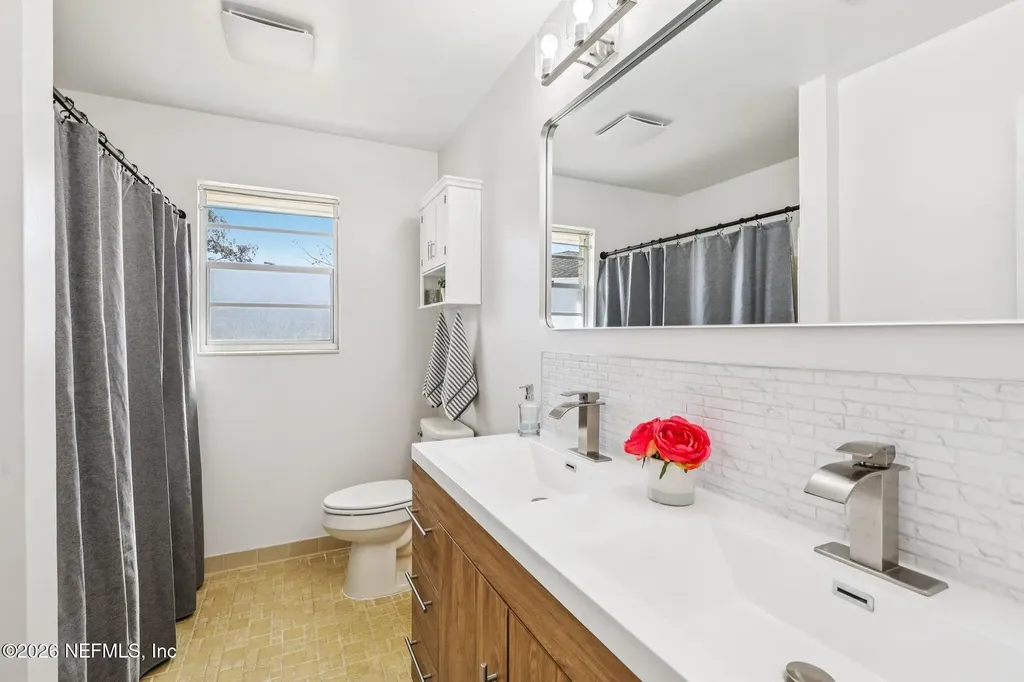 244 Jessie Lee Court Green Cove Springs FL 32043