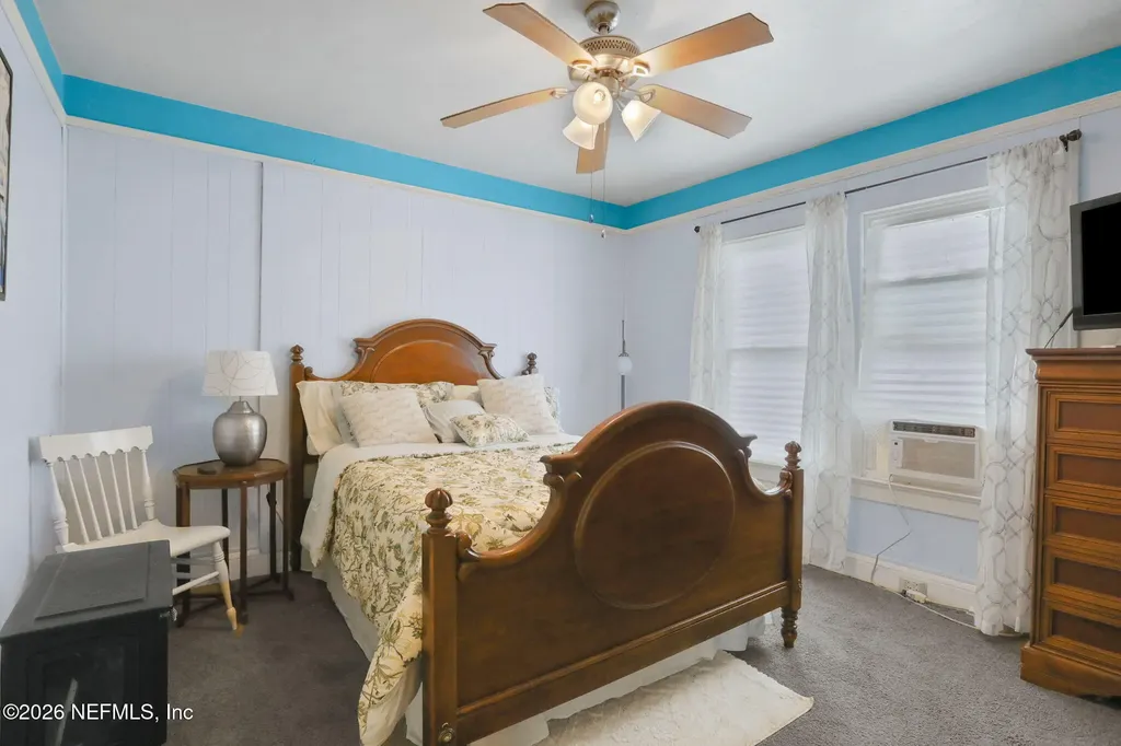 2048 Redwing Street Jacksonville FL 32206