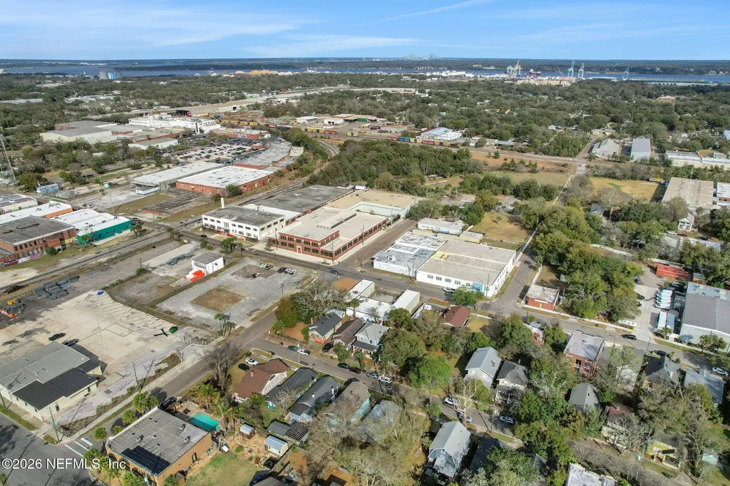 2048 Redwing Street Jacksonville FL 32206