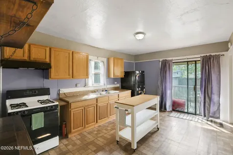 2048 Redwing Street Jacksonville FL 32206