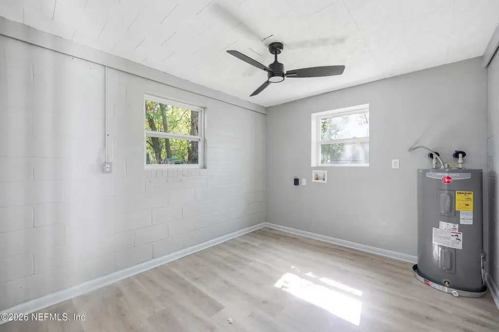 6124 Woodside Drive Jacksonville FL 32210