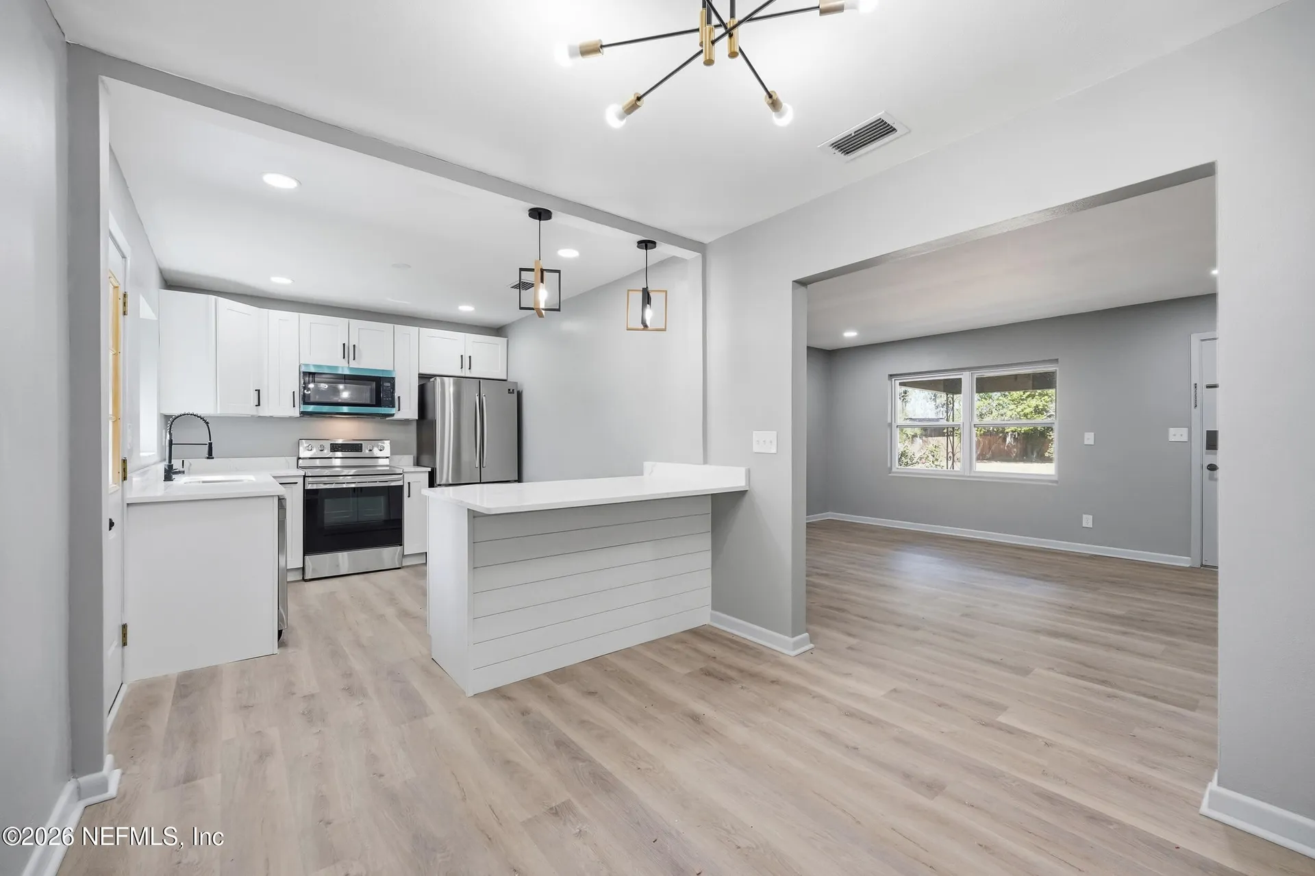 6124 Woodside Drive Jacksonville FL 32210