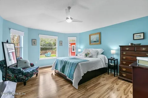 5240 Camelot Forest Drive Jacksonville FL 32258