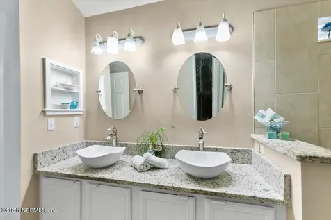 5240 Camelot Forest Drive Jacksonville FL 32258