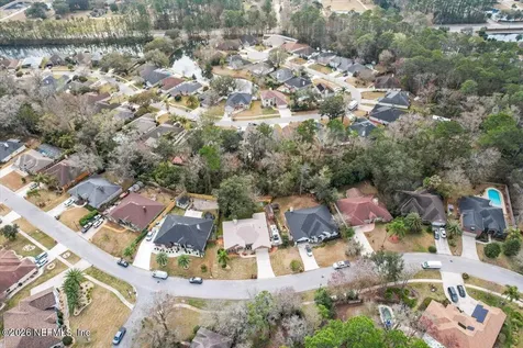 5240 Camelot Forest Drive Jacksonville FL 32258